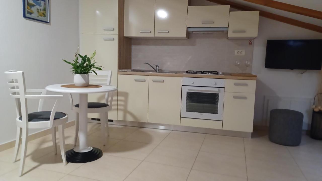 Apartmani Amra 노비비노돌스키 외부 사진