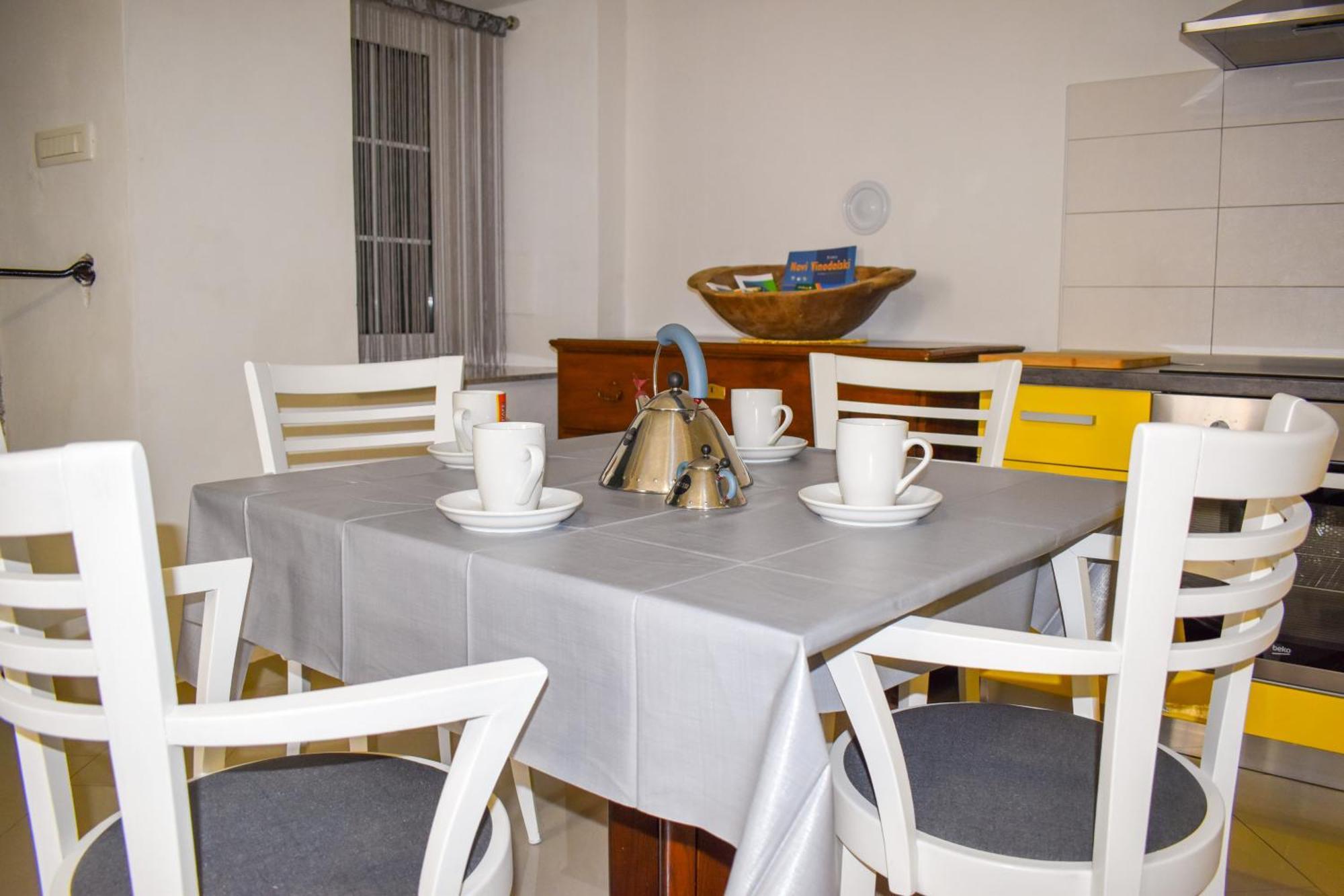 Apartmani Amra 노비비노돌스키 외부 사진
