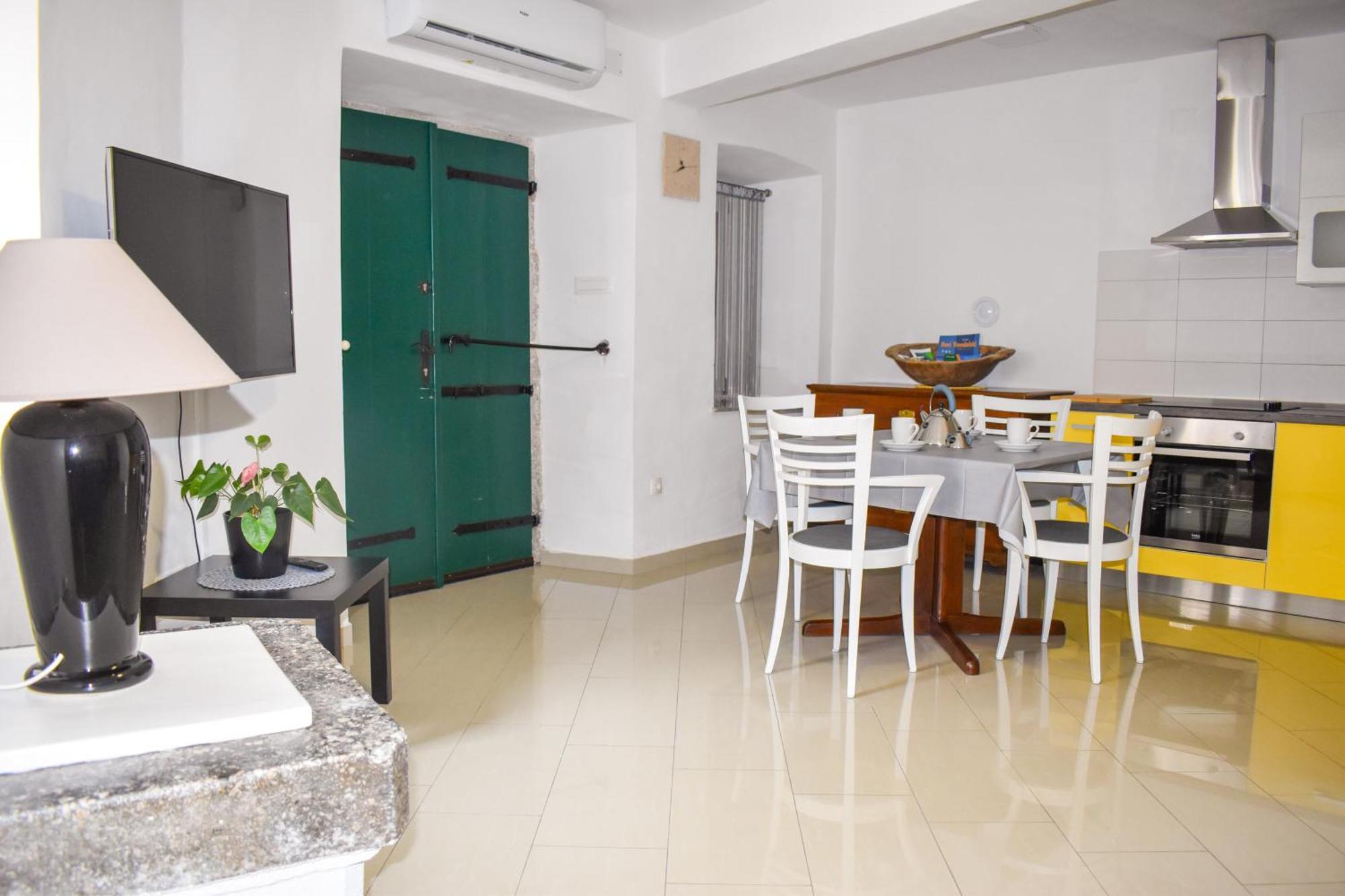 Apartmani Amra 노비비노돌스키 외부 사진