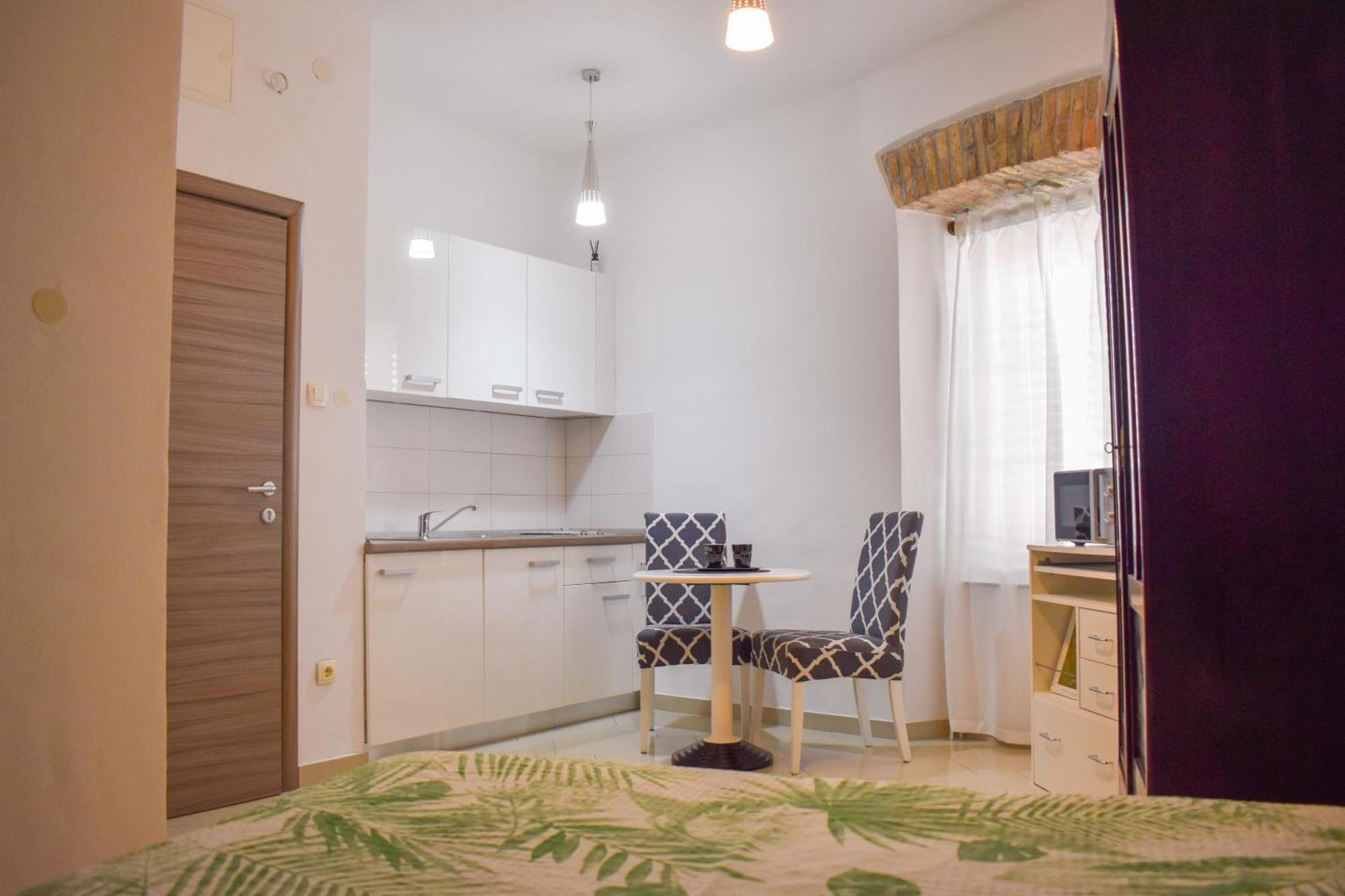 Apartmani Amra 노비비노돌스키 외부 사진